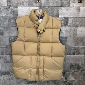 Penfield Men’s Puffer Vest Full Zip Size Medium Tan with Blue Liner